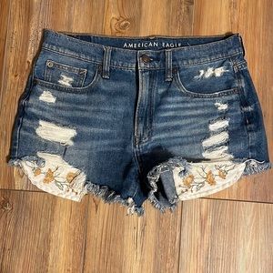 American Eagle High Rise Festival Shorts